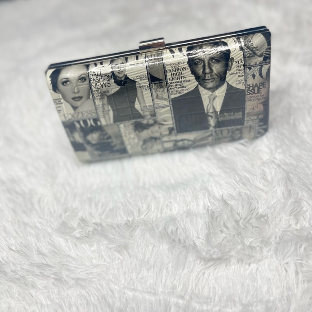 Vogue Clutch